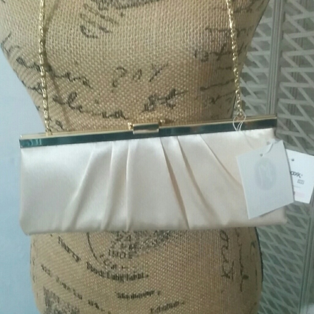 NWT Jessica McClintock Beige Evening Bag